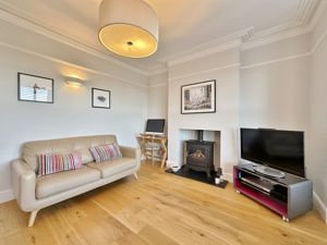 Photo 7- click for photo gallery